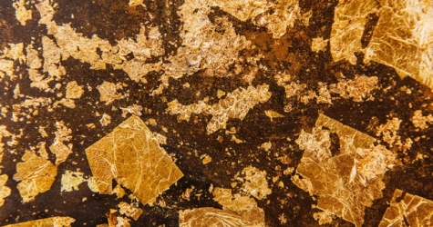 Как золотой цвет влияет на желание тратить деньги