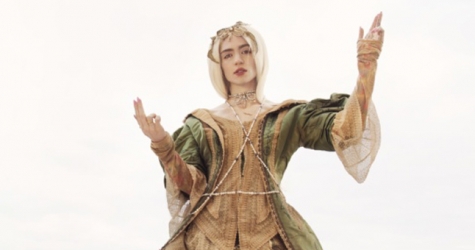 Поклонники Grimes нашли новый трек певицы, который она выложила под другим именем