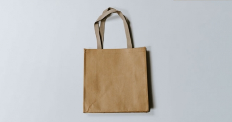 Магазин «ЛавкаЛавка» начал принимать вторсырье и вещи на благотворительность