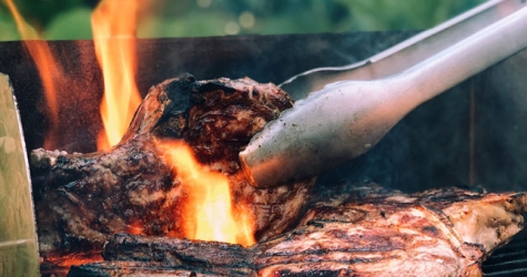 Burger King выпустил духи с ароматом дыма и шашлыка