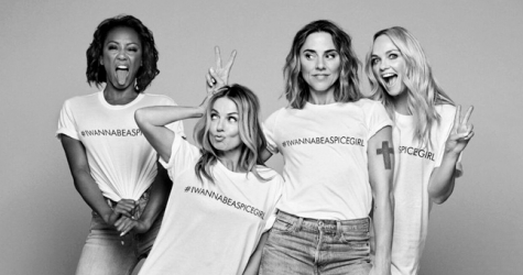 Воссоединившиеся Spice Girls выпустили благотворительные футболки