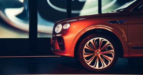 В Москве показали новый Bentley Bentayga