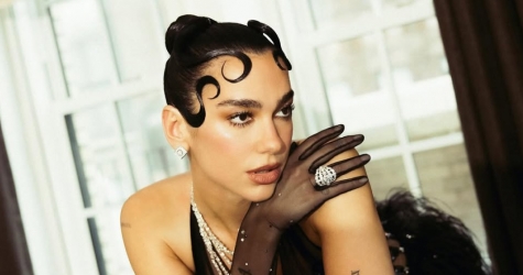 Главный бьюти-тренд Met Gala 2025 — укладка Kiss Curls, как у Дуа Липы и Сидни Суини. Туториал от стилистов