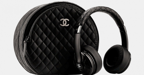 Объект желания: кожаные наушники Chanel x Monster FW 2014