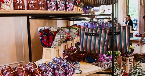 Цветочный базар Marni в Милане