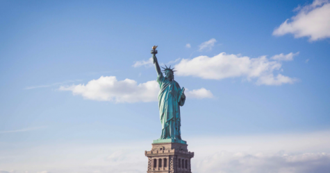 США отменили обязательный тест на COVID-19 для иностранных туристов