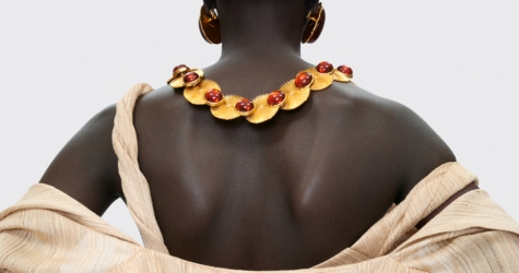 Крупный жемчуг, подвески-объекты и другие бижу-тренды осеннего сезона, которые нельзя пропустить