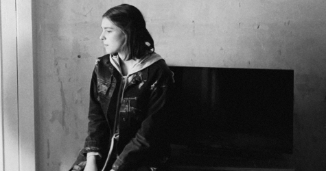 «Больно — это хорошо»: Полина Цыганова — об инклюзивном кино, драме «Чистый лист» и взрослении