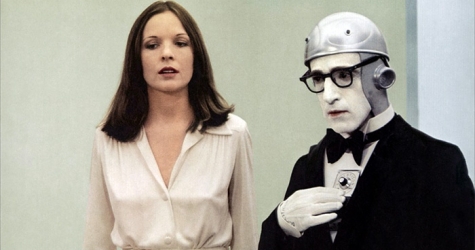 Все во двор: кино в институте медиа, архитектуры и дизайна \"Стрелка\"