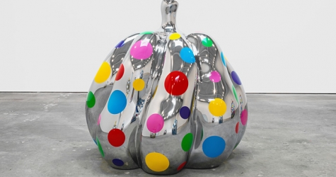 Give Me Love: Яеи Кусама в галерее Дэвида Цвирнера