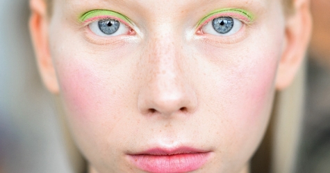 Яркие тени на лето