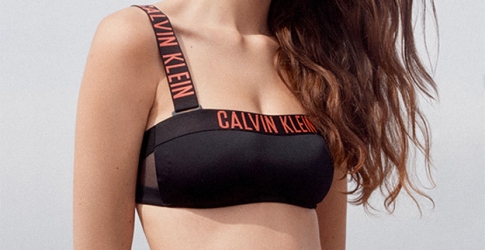 Calvin Klein выпустил новые купальники