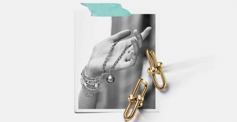 На Farfetch скоро можно будет купить украшения Tiffany & Co и часы Tag Heuer