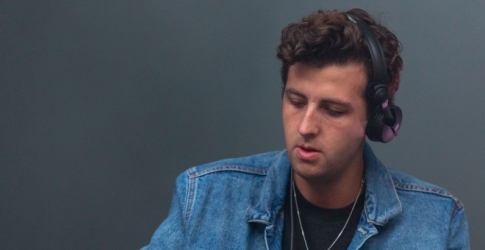 Jamie xx записал микс с треками Филипа Гласса и Питера Гэбриела