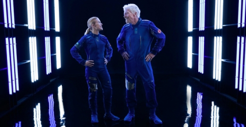 Virgin Galactic и Under Armour создали форму для космических туристов