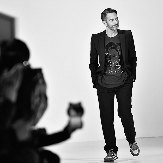Марк Джейкобс прокомментировал слухи о своем уходе из Marc Jacobs Марк Джейкобс прокомментировал слухи о своем уходе из Marc Jacobs