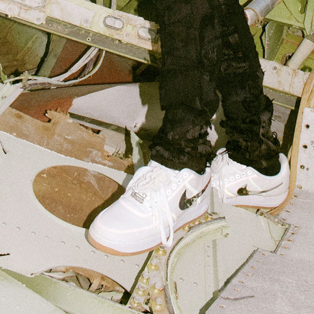 Nike выпустил коллаборации с Вирджилом Абло и Трэвисом Скоттом Nike выпустил коллаборации с Вирджилом Абло и Трэвисом Скоттом