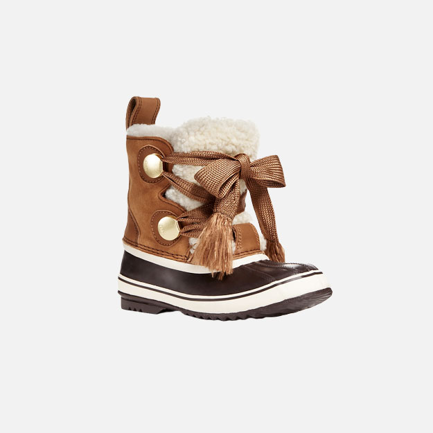 Chloé выпустил ботинки-снегоходы Chloé выпустил ботинки-снегоходы