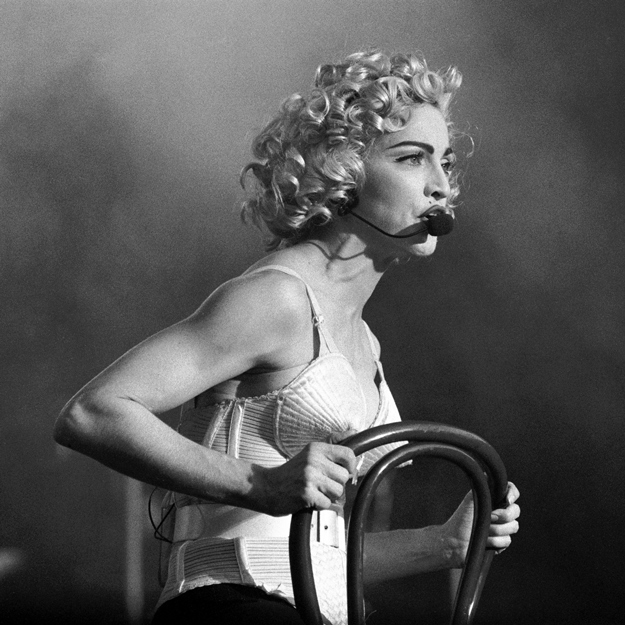 Universal снимет байопик о Мадонне