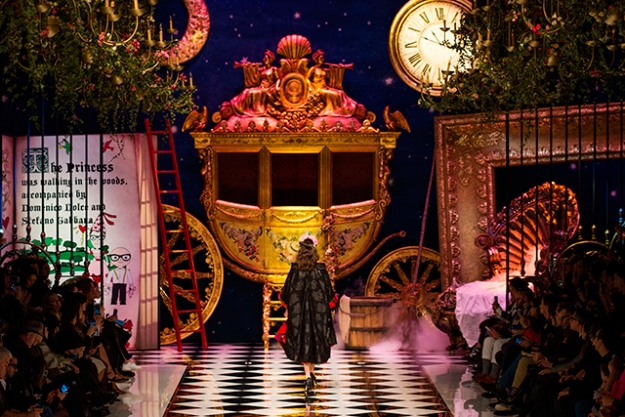 Dolce & Gabbana запретил Vogue посещать его показы Dolce & Gabbana запретил Vogue посещать его показы