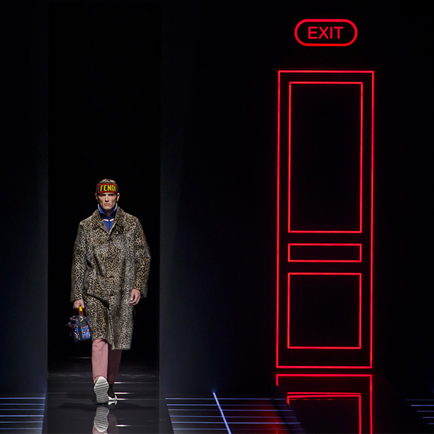 Обзор Buro 24/7: Fendi, осень-зима 2017 Обзор Buro 24/7: Fendi, осень-зима 2017