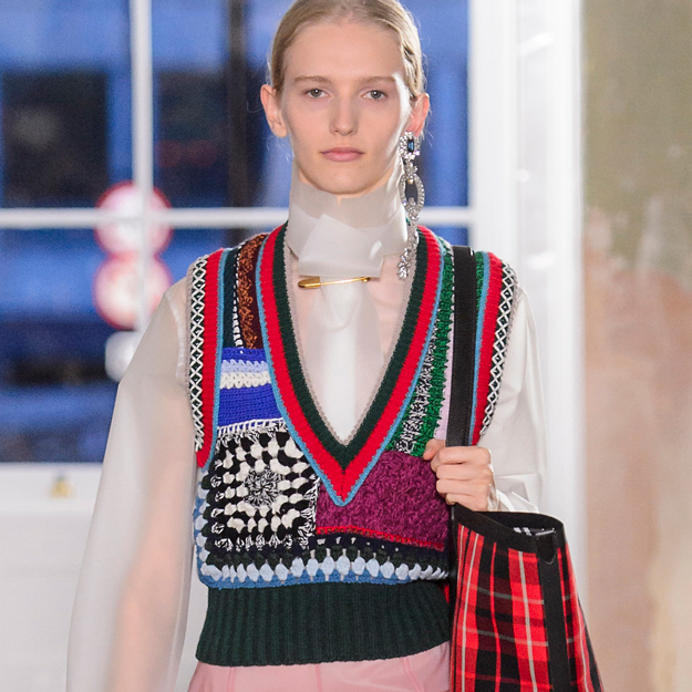 Burberry займется поддержкой программ по искусству в британских школах Burberry займется поддержкой программ по искусству в британских школах