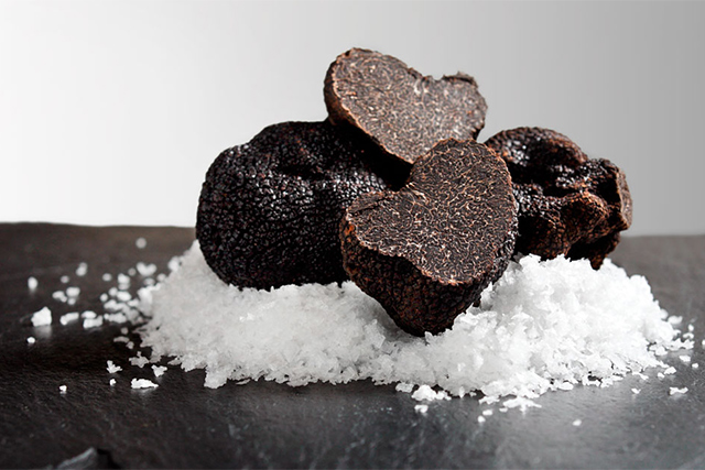 Охота на трюфель: 7 московских ресторанов, где стоит пробовать ценный гриб