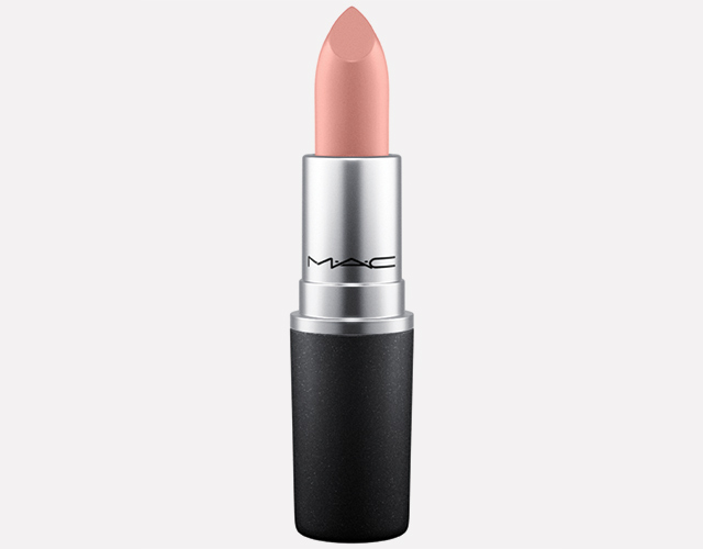 MAC FP Lipstick PressedAndReady white 72dpiCMYK 1 - Новая коллекция косметики MAC Fashion Pack.