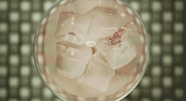 Режиссер «Молодого Папы» снял фильм о барменах