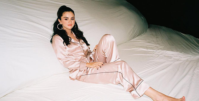 Селена Гомес опубликовала клип, снятый на айфон