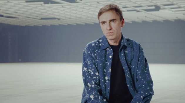 Видеоинтервью с Рафом Симонсом о новой коллекции Dior