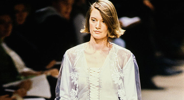 Helmut Lang перевыпустит архивные вещи из 1990-х