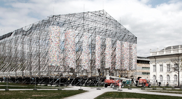 В Германии появился Парфенон из запрещенных книг