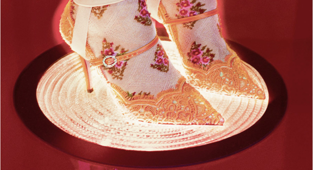 Инопланетяне и динозавры в новой рекламной кампании Gucci