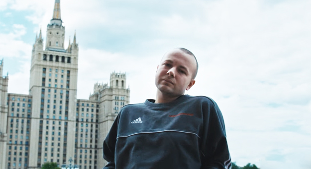 Видео: как готовился показ Гоши Рубчинского в Петербурге