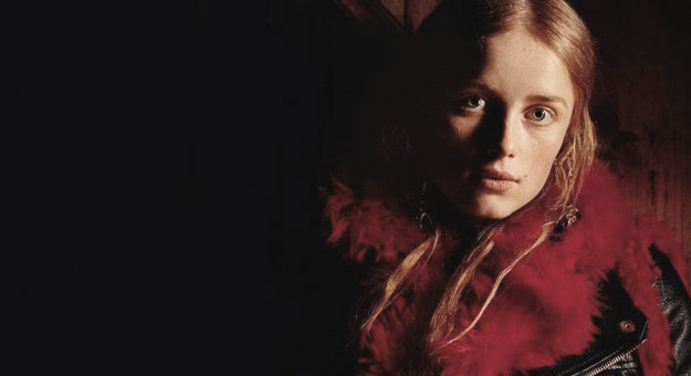 Alexander McQueen снял рекламную кампанию в Исландии