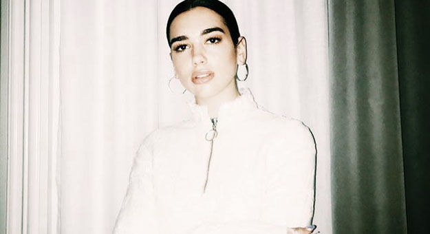 Миллениалы в пастельных халатах: клип Дуа Липы на трек «New Rules»