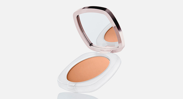 La Mer выпустил первую компактную пудру