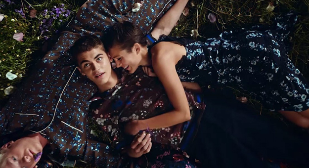 В Сети появился фильм База Лурмана «Тайная жизнь цветов»