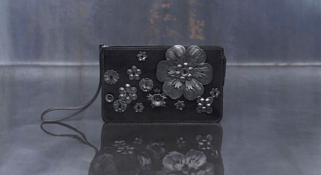 Вышла коллекция сумок в честь «Игры престолов»