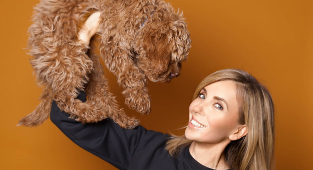 Katya Dobryakova выпустила свитшоты с собаками знаменитостей