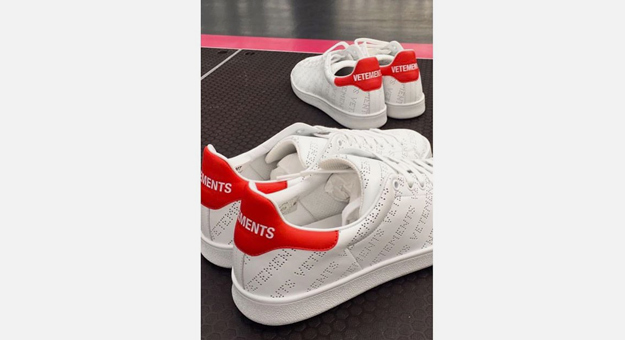 Vetements выпустил свою версию кроссовок Stan Smith