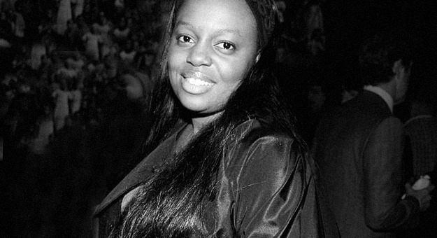 Пэт Макграт запустила первую распродажу