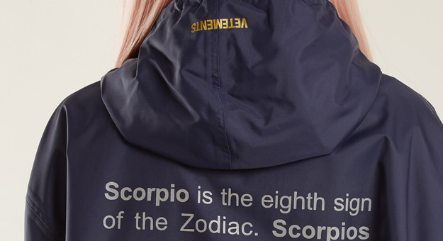 Vetements выпустил дождевики для каждого знака зодиака