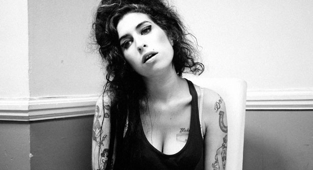 На YouTube появилась ранее неизвестная демозапись Эми Уайнхаус