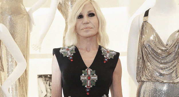 Versace отказывается от использования меха