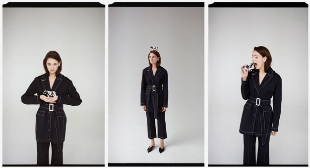 Модель примеряет шляпу-лобстер в новом лукбуке магазина «Секция»