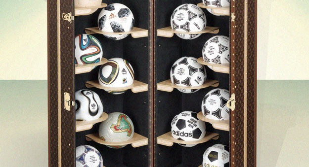 Louis Vuitton выпустил ограниченную серию чемоданов с официальными мячами ЧМ по футболу