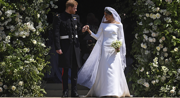 В Виндзорском замке можно будет увидеть свадебное платье и тиару Меган Маркл