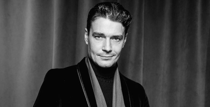 В «Октябре» прошла премьера сериала «Шерлок в России»